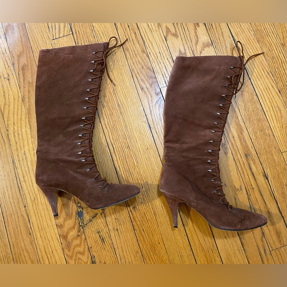 Vintage QS International: Heeled, lace-up boots